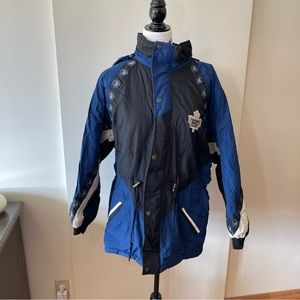 Toronto Maple Leafs vintage NHL kids jacket winter coat blue white black
